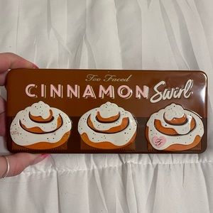 Too faced cinnamon swirl